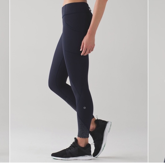 lululemon athletica Pants - Lululemon Tight Stuff Tight II *25" Midnight Navy